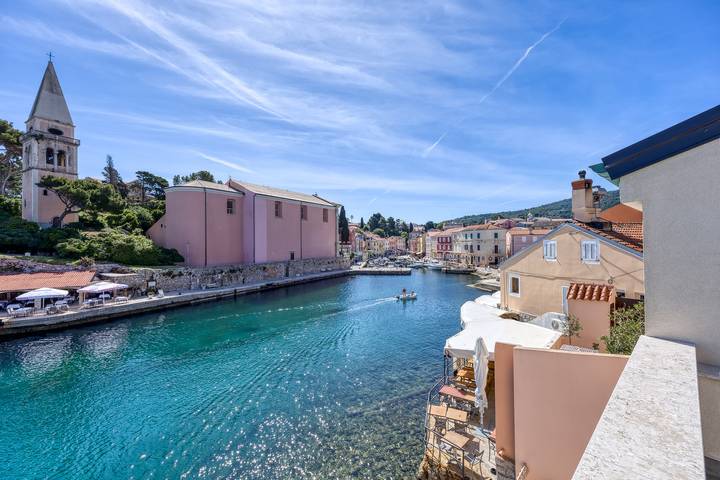 Ferienwohnung für 3 Personen, mit Terrasse und Meerblick, kinderfreundlich auf Lošinj - 2