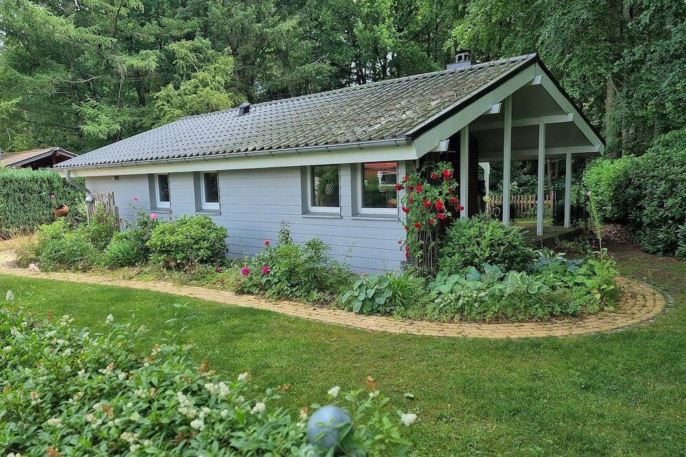 Paulsen: Ferienhaus mit eingezäuntem Garten und Kamin - Ferienhaus Paulsen in Silberstedt, Grünes Binnenland