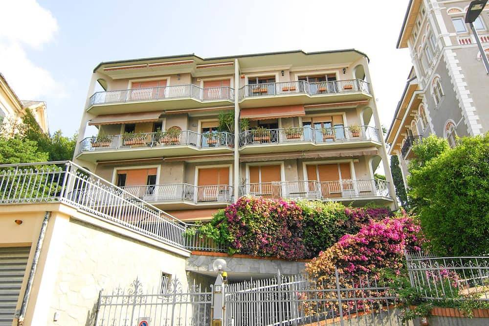 Appartamento intero, Splendido appartamento con 1 camera da letto a Chiavari in Chiavari, Riviera di Levante