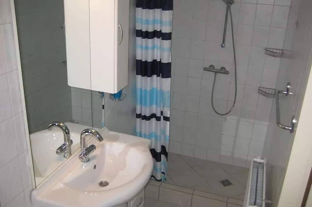 Ferienhaus für 6 Personen in Strandnahe, komfortabel mit umzäunten Garten, Pool in Noord-Holland - Nordseeküste