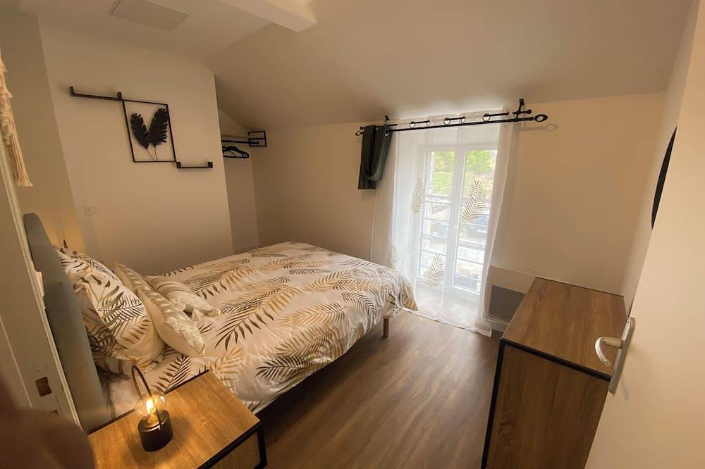 Maison Rénovée Avec un Jacuzzi Privatif. A 7 Minutes à Pieds du Centre-ville in Dinan, Dinan und Umgebung