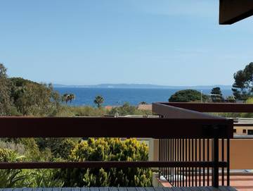 Gîte pour 3 personnes, avec terrasse, animaux acceptés dans Plage de La Fossette