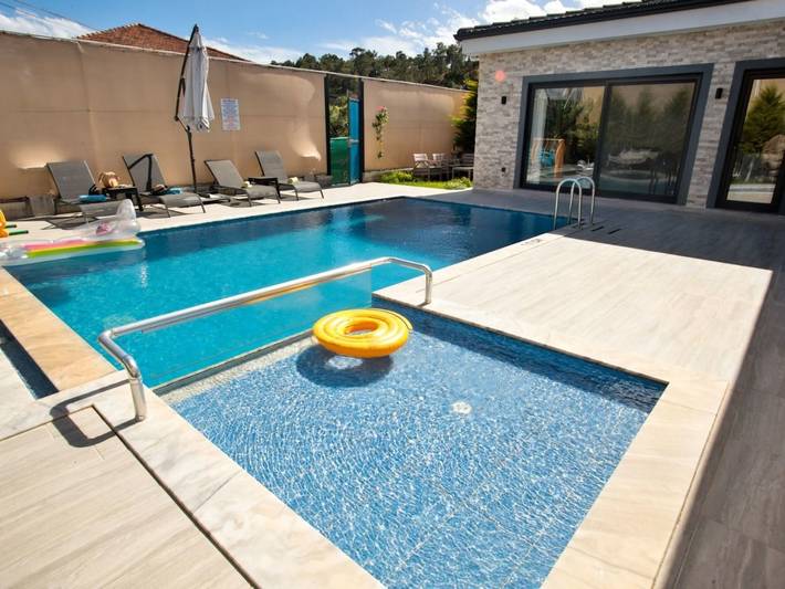 Location de vacances pour 4 personnes, avec piscine et jardin à Fethiye (Muğla) - 2