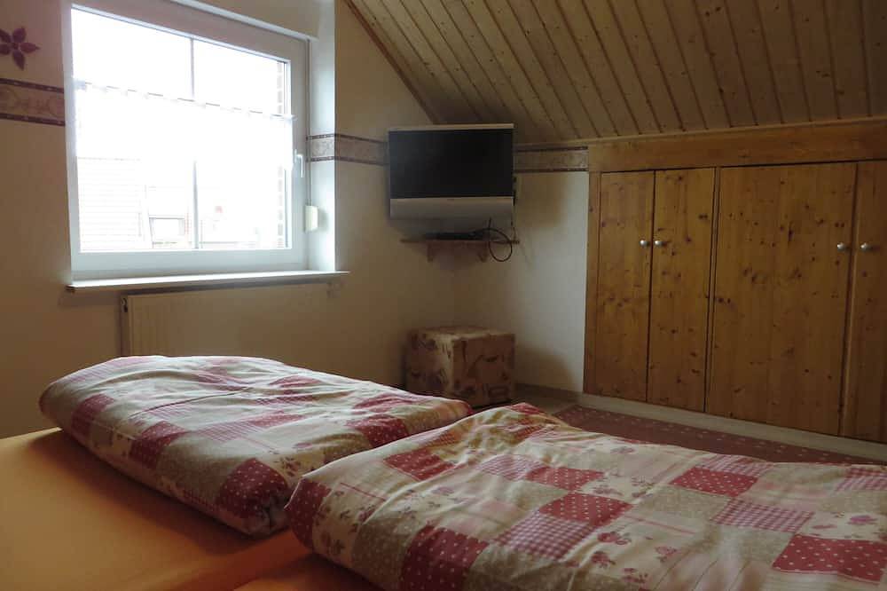Haus am See, Schwimmen, Angeln, Boot, Sauna, Haustier, Wlan. in Großefehn, Landkreis Aurich