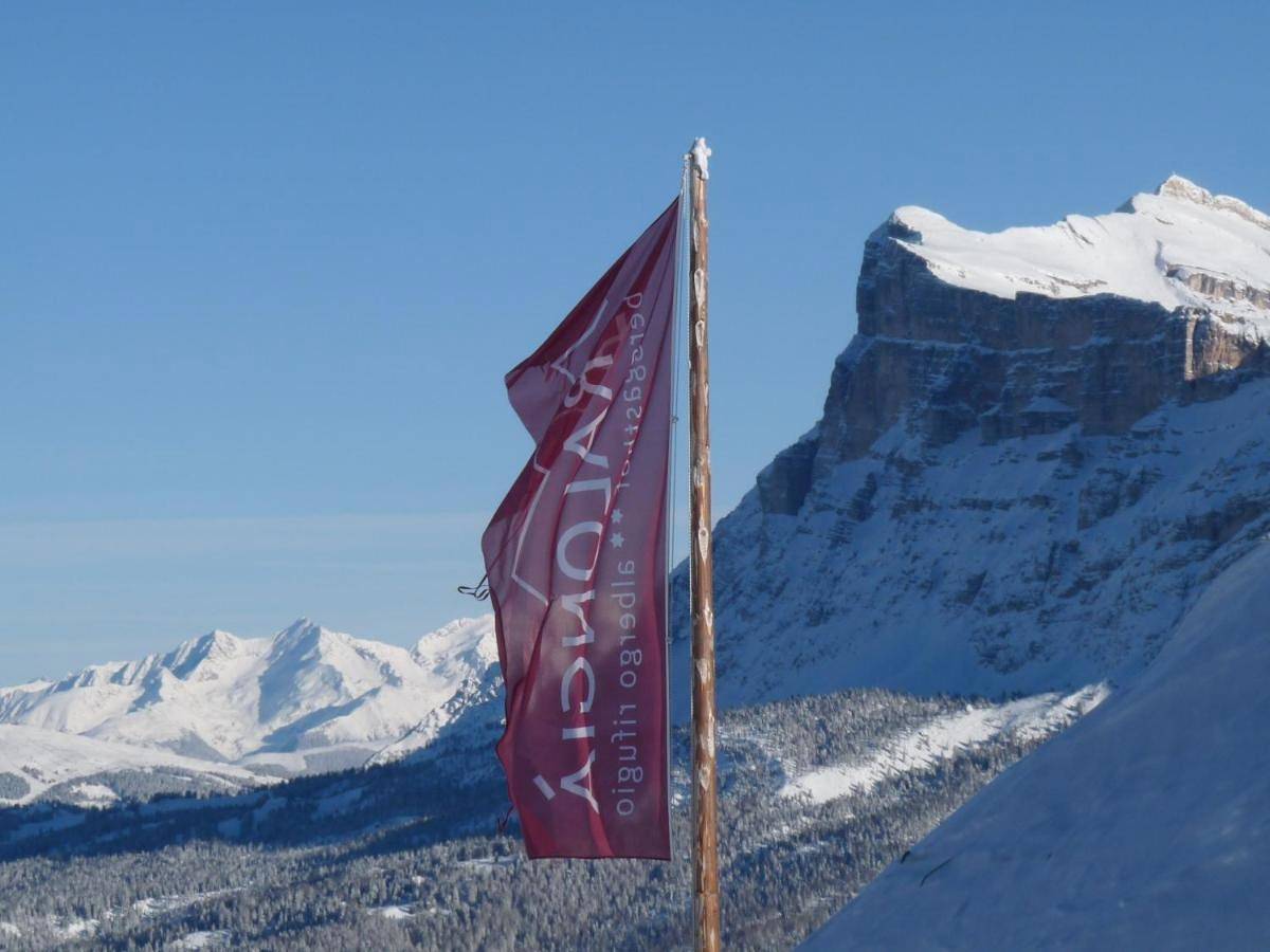 Rifugio Alpino Pralongià in Corvara in Badia, Dolomiti Superski