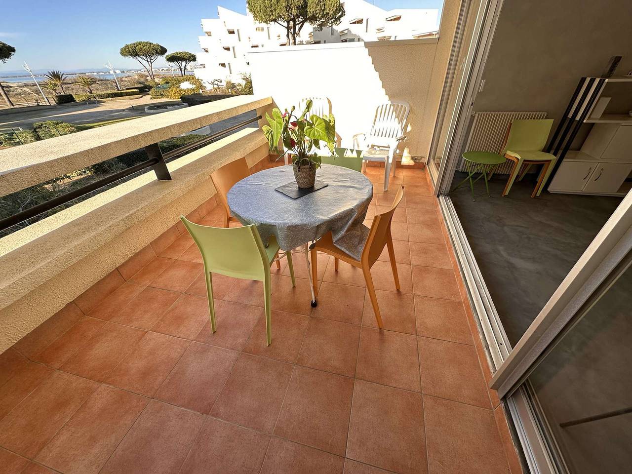 Apartamento entero, Apartamento de 2 Habitaciones con Terraza y Estacionamiento in Port Camargue, Le Grau-du-Roi