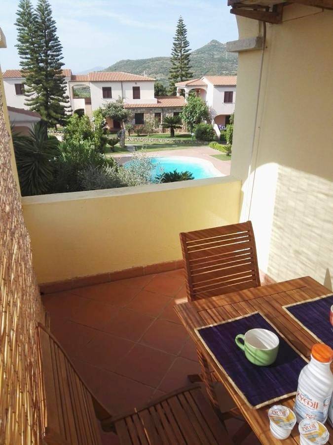 Gîte pour 6 personnes, avec piscine ainsi que jardin et terrasse à Monte Petrosu - 2
