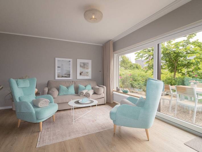 Ferienwohnung für 4 Personen, mit Terrasse und Garten sowie Pool und Sauna auf Sylt