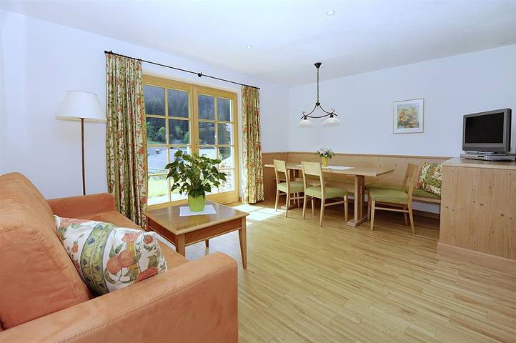 Gîte pour 6 personnes, avec vue et piscine ainsi que jardin et sauna, animaux acceptés à Gargellen - 4