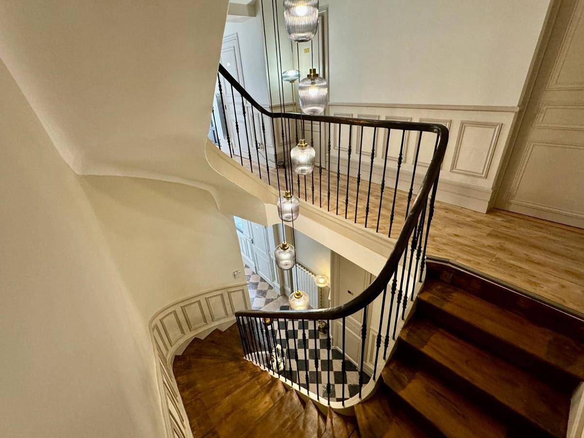 Les Suites de l'Enclos - L'Enclos de l'Evêché in Boulogne-sur-Mer, Boulogne-sur-Mer en omgeving