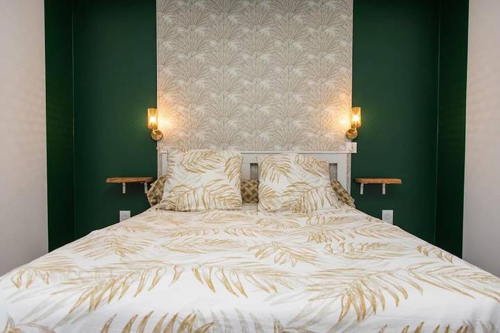 Gîte pour 3 personnes, avec vue ainsi que piscine et terrasse à Vernosc-lès-Annonay - 2