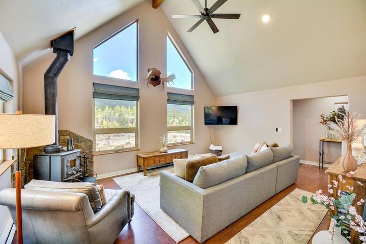 Gîte pour 8 personnes, avec vue, animaux acceptés dans Alma