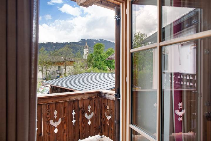 Ganze Wohnung, Ferienwohnung "Dreitorspitz" mit Bergblick, Balkon und Wlan in Garmisch-Partenkirchen, Bayerische Alpen