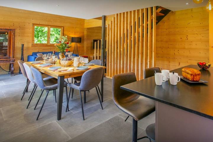 Chalet pour 8 personnes, avec jacuzzi et jardin, adapté aux familles