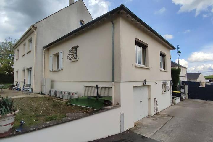 Location de vacances pour 5 personnes, avec jardin, animaux acceptés à Bouleurs - 3