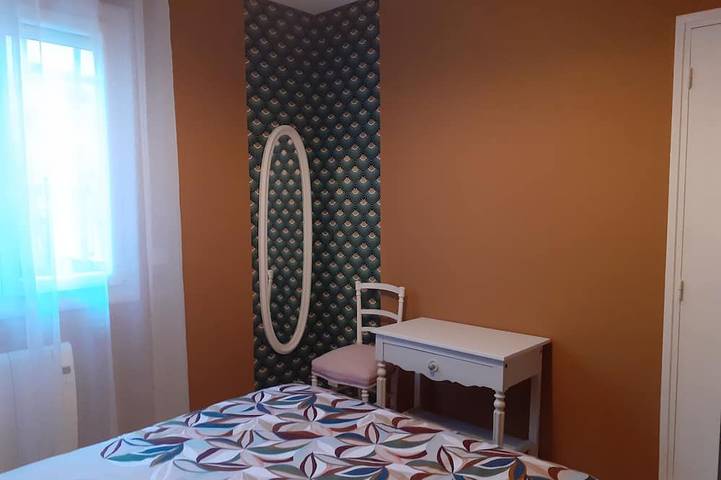 Entire apartment, Apartment with secure parking in the city center. Pets allowed! in Le Boulou, Céret region