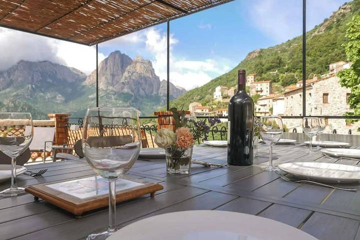 Holiday home for 10 people, with balcony - 1