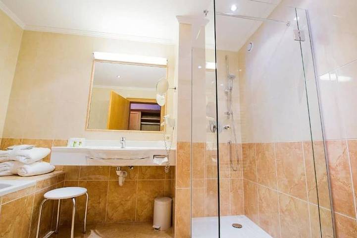 Ferienhaus für 2 Personen, mit Pool und Garten sowie Sauna und Balkon in Eben am Achensee - 4