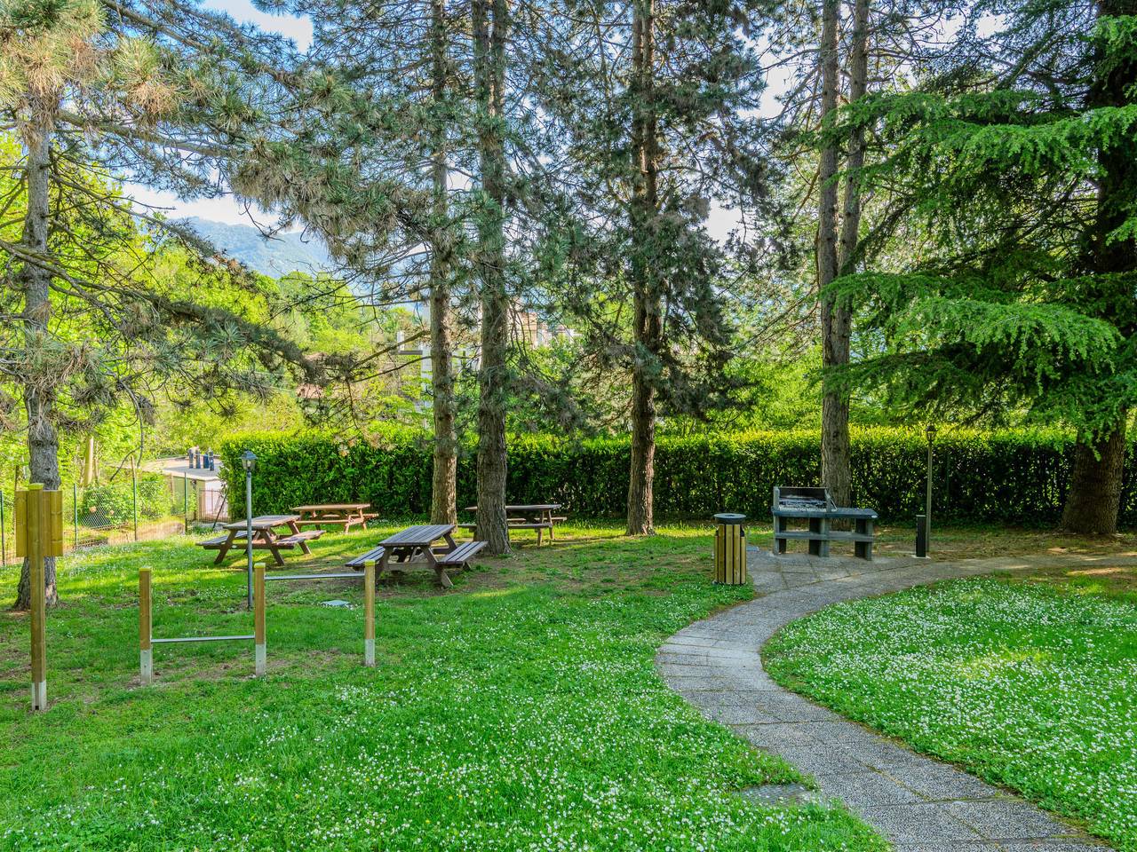 Entire apartment, Villa Maderni in Como, Lake Como