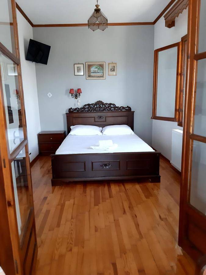 Location de vacances pour 5 personnes, avec jardin et vue, adapté aux familles dans Stavros