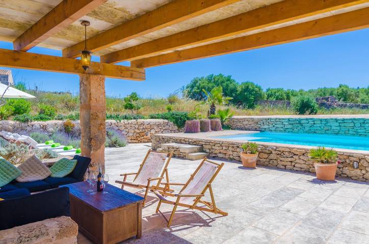 Finca für Gruppen für 9 Personen, mit Terrasse in Es Trenc - 4