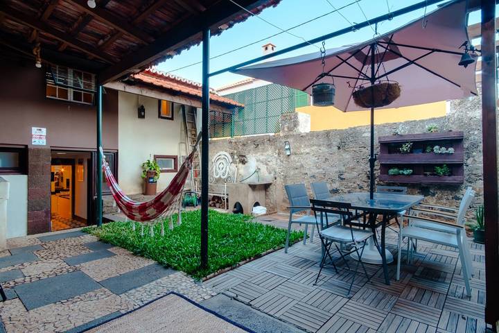 Casa de férias para 8 pessoas, com terraço e jardim no Funchal