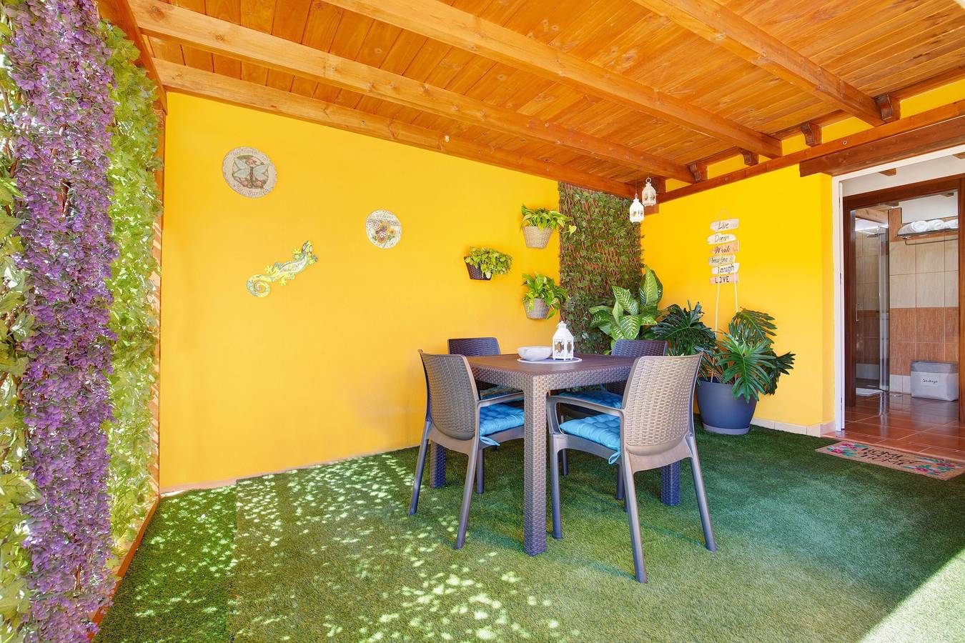 Ferienhaus 'Valentina' mit Bergblick, Wlan und Klimaanlage in Tuineje, Fuerteventura