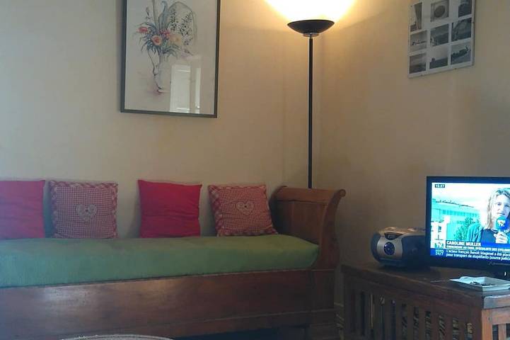 Location de vacances pour 3 personnes, avec terrasse et piscine, animaux acceptés à Lembras - 4