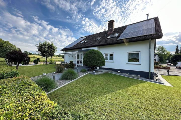 Ferienwohnung für 4 Personen, mit Balkon und Garten in Teningen