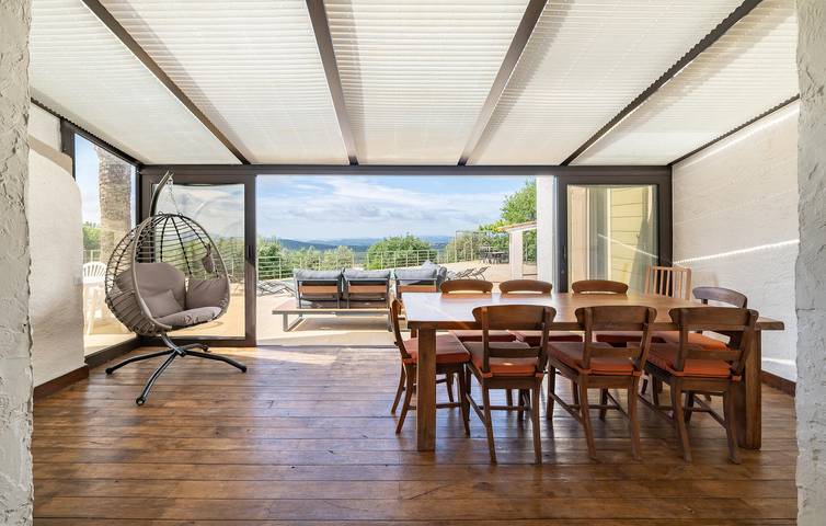 Gemütliche Ferienwohnung mit Pool & Garten, 1000m vom Stadtzentrum in Saint-Cézaire-sur-Siagne, Mittelmeerküste (Frankreich)
