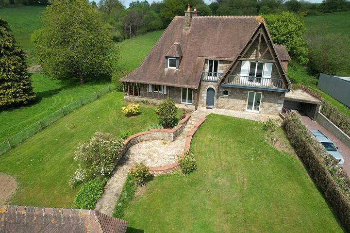 Location de vacances pour 14 personnes, animaux acceptés dans Landisacq