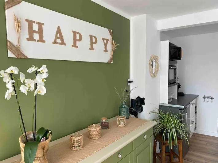 Apartamento de vacaciones para 3 personas, con jardín y jacuzzi - 1