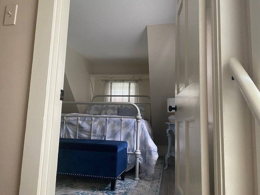 West Harwich- Cozy Cape House walking distance to Dennis Port & Bell's Neck path in West Harwich, Harwich