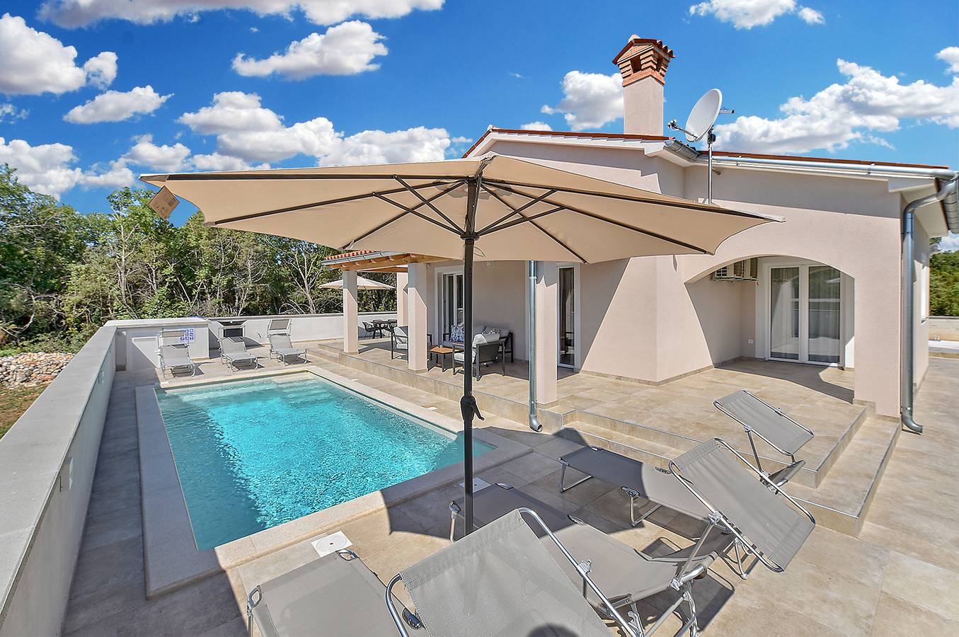 Villa für 6 Personen mit Terrasse in Rakalj, Südküste Istrien