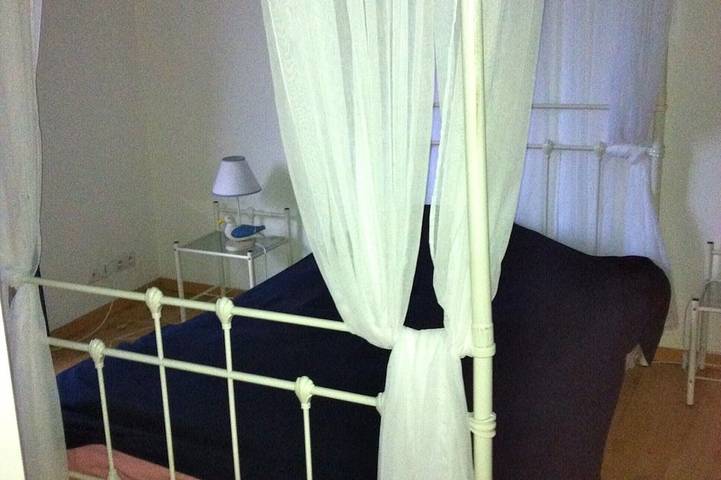 Location de vacances pour 4 personnes, avec terrasse et jardin, animaux acceptés à Saint-Jean-du-Doigt - 2