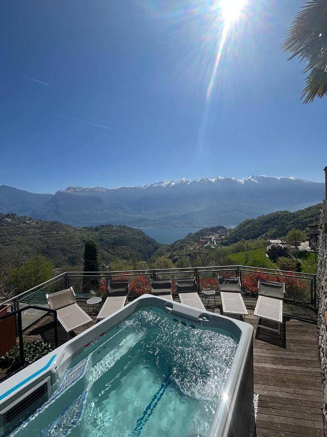 Fenil Del Santo in Tremosine, Prealpi Gardesane