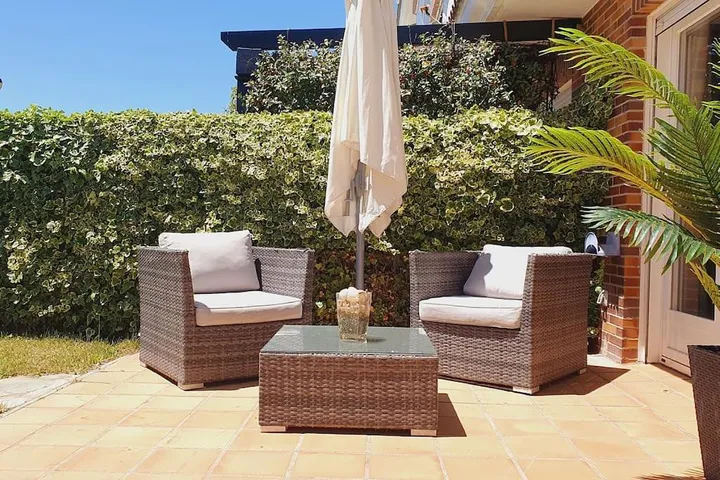 Casa de vacaciones para 8 personas, con jardín además de jacuzzi y piscina - 1