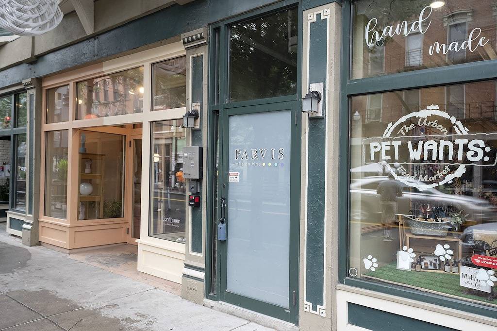 Ganze Wohnung, Secluded & Spacious 1Br Condo – Central in Otr in Cincinnati, Hamilton County (OH)