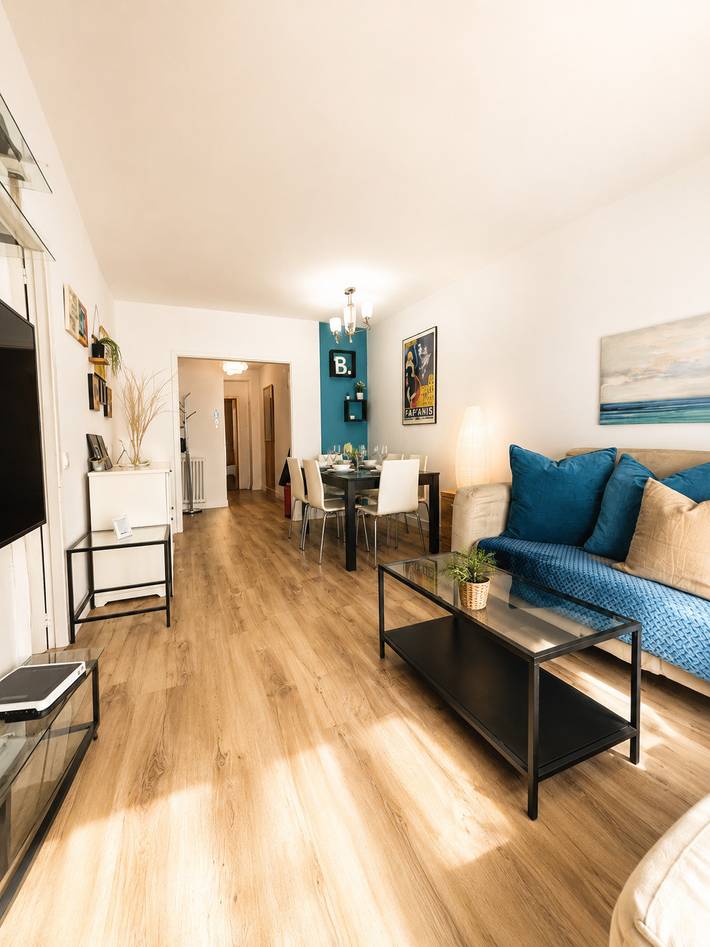 Entire apartment, Holiday apartment for 6 people with balcony in Sitges, Garraf