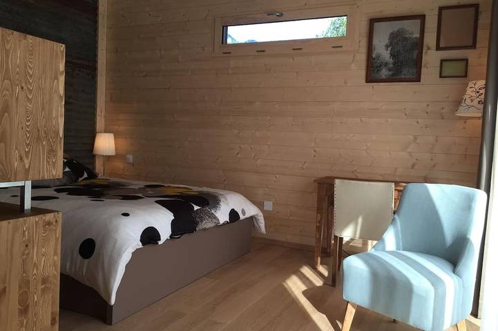 Gîte pour 4 personnes, avec jardin et terrasse à Lathuile - 2