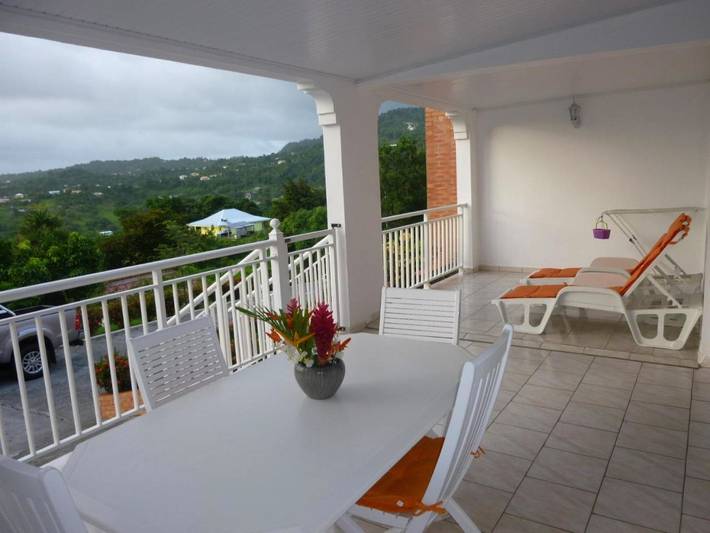 Gîte pour 7 personnes, avec vue et jardin, adapté aux familles à Saint-Esprit (homonymie) - 3