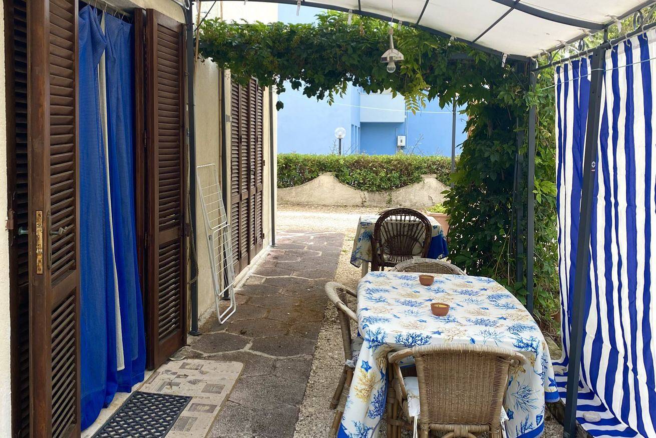 Apartamento entero, P054 - Porto Recanati, comodo trilocale con patio esterno in Costa Adriatica Marcas