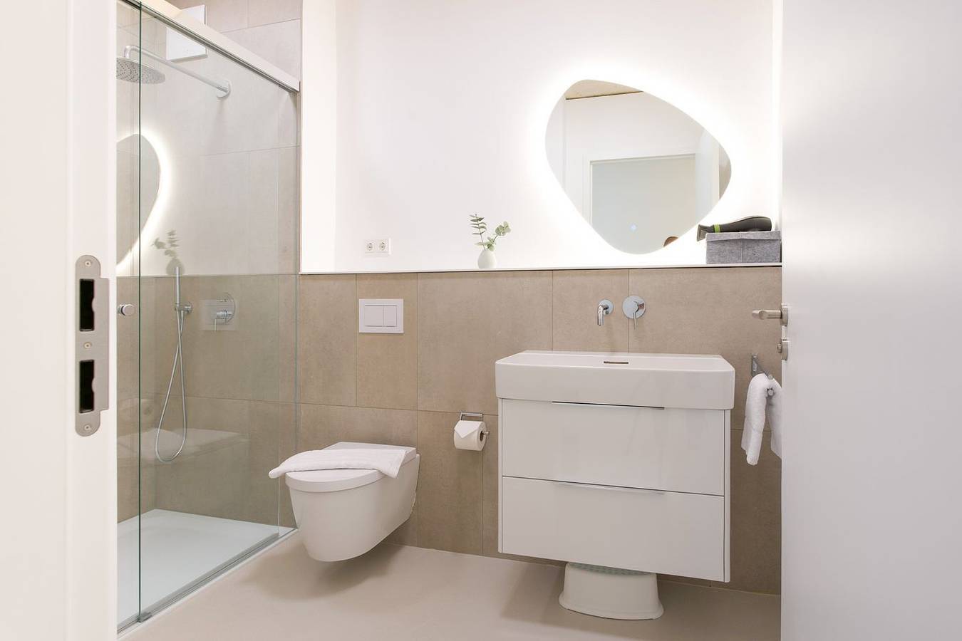 Geheel appartement, Komfort-/Seniorenwohnung "Lee": Geschützter Rückzugsort für entspannte Tage in Heiligenhafen, Kreis Ostholstein