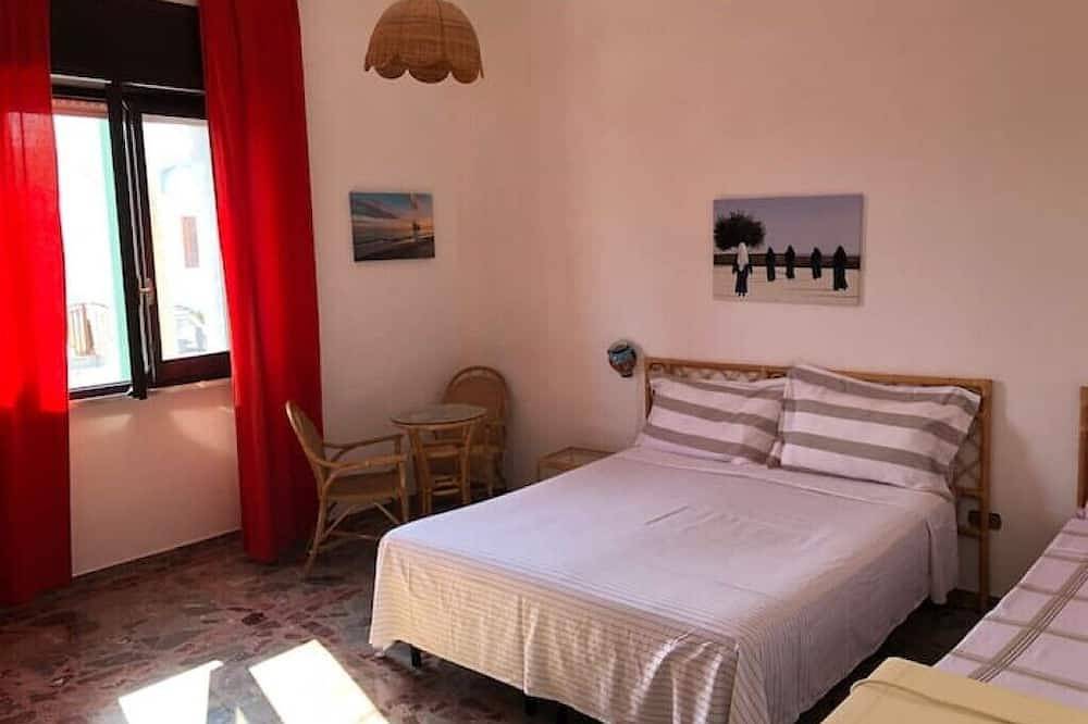 Appartamento intero, Villetta Municipio ideale per  gruppi di amici e famiglie in Castrignano del Capo, Golfo di Taranto