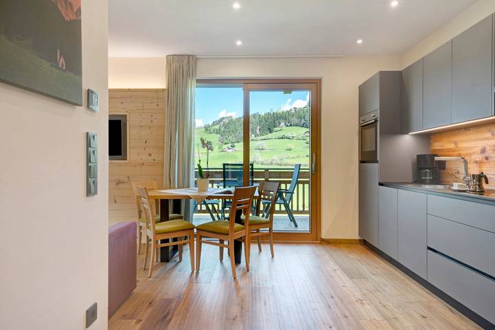 Gîte pour 4 personnes, avec balcon à Funes - 3