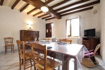 Maison De Vacances pour 4 Personnes dans Lacarry-Arhan-Charritte-de-Haut, Région d'Oloron-Sainte-Marie, Photo 4