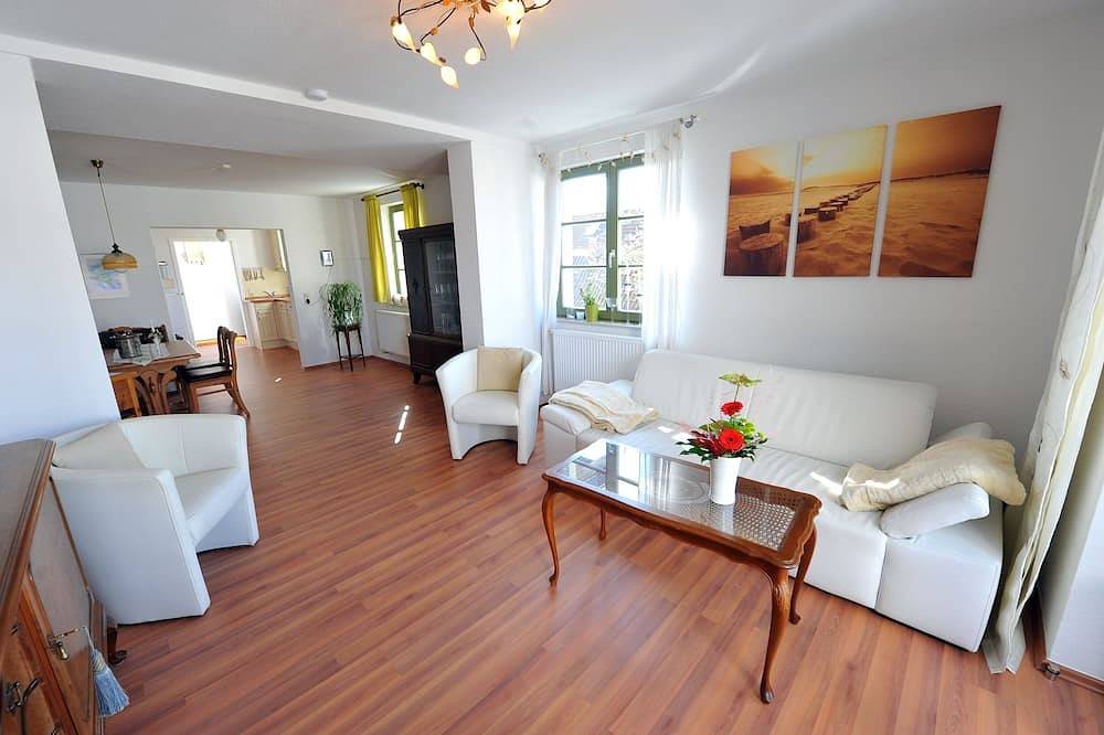 Ganze Wohnung, Komfortable 4- Sterne- Dachterrassenwohnung, ruhig und zentral in Rostock, Rostock und Umgebung