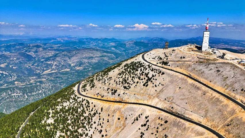 Chambre d’hôte pour 2 personnes, avec vue ainsi que piscine et jardin à Crestet - 3