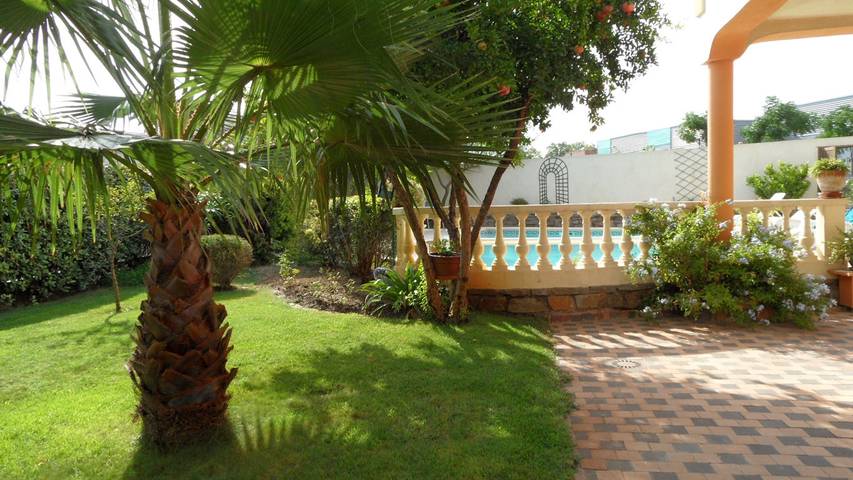 Gîte pour 2 personnes, avec jardin et piscine, animaux acceptés à Pézenas - 2