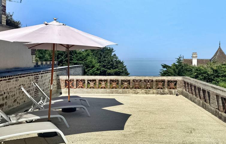 Appartement vue mer avec WiFi, TV, Parking à Villerville in Villerville, Région de Lisieux
